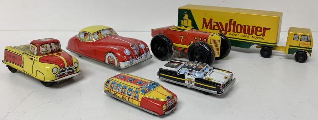 lot of 6 Marx, Lupor, Ralstoy Toys & Others (1 of 9)