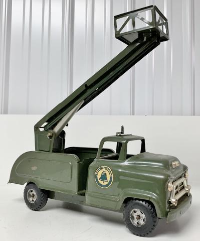 Buddy L Bell Telephone Steel Truck: missing a light on top of roof, hydraulics work but does not latch tight, scratches throughout and worn paint