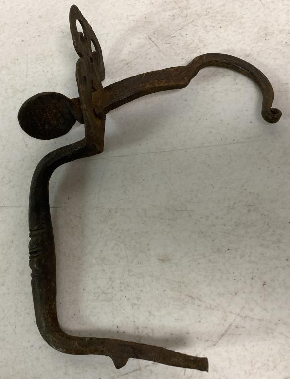 Early Hand Forged/Blacksmith Made Door Latch (1 of 4)