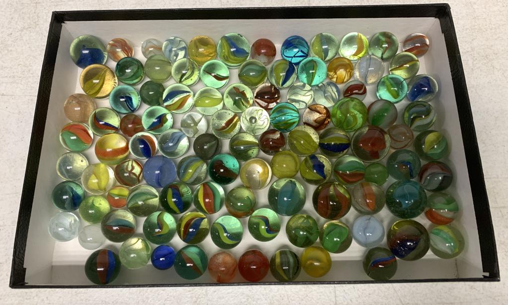 lot of 70+ Marbles w/ Different Diameters: a lot of them are in the 7/8 - 1" diameter range