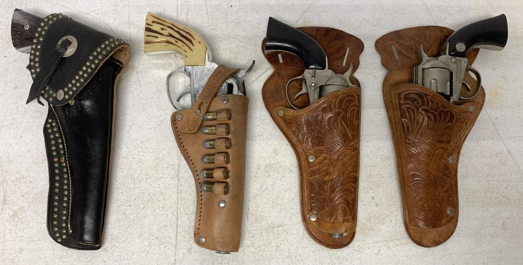 (4)Nichols, Mattel Hubley Toy Gins & Holsters (1 of 10)