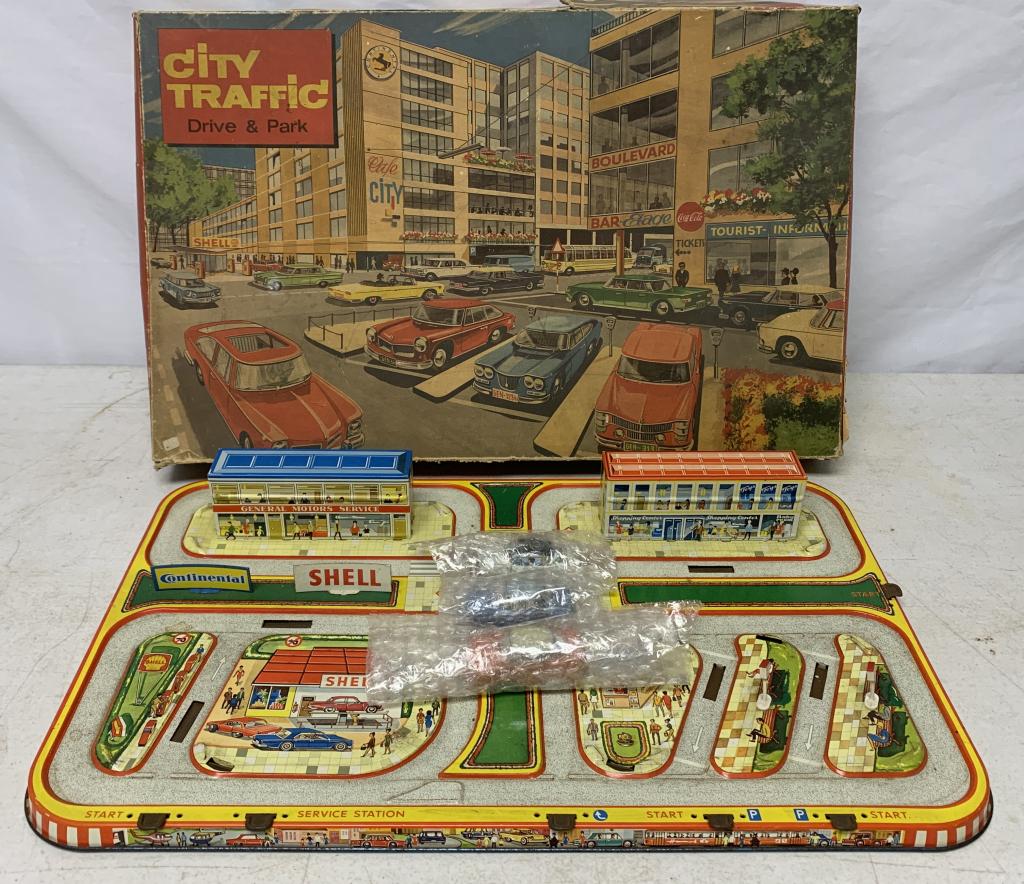 City Traffic Drive & Park 313 Tin Toy & Box (1 of 6)