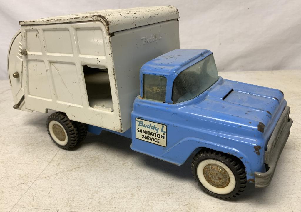 Buddy L Sanitation Service Garbage Truck: may be missing something off the top and sides, lot of scratches and some rust