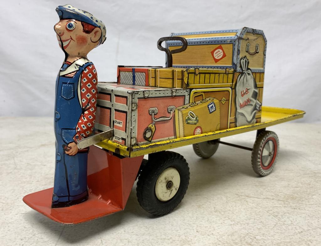 Unique Art Co Finnegan Baggage Porter Tin Toy (1 of 7)