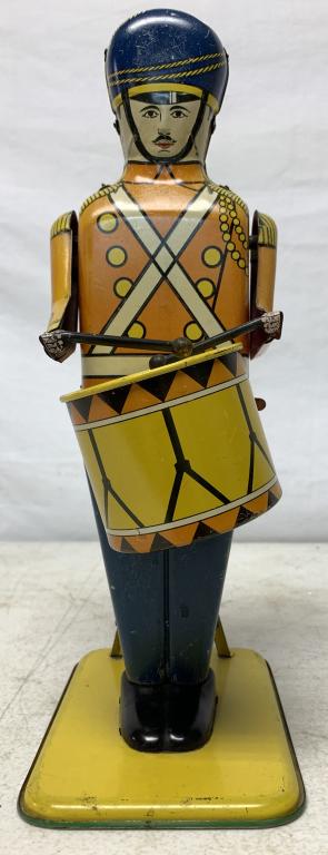 Wolverine Tin Litho Wind Up Drum Major (1 of 5)