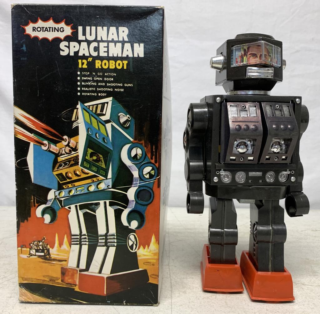 Mego Rotating Lunar Spaceman Robot & Box (1 of 6)