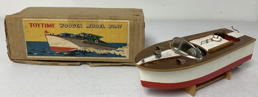 Toytime Battery Operated Wooden Boat/Box: untested, red paint has some chips, box has wear and age, Japan stamped on rudder