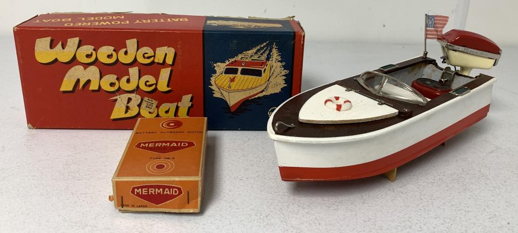 Union Battery Operated Wooden Boat w/ Box (1 of 6)