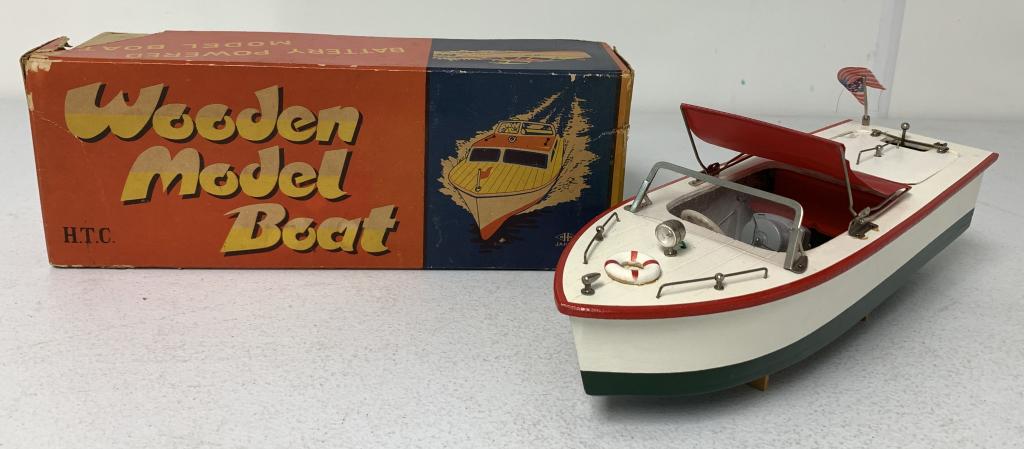 MHM Wooden Scale Model Boat & Box (1 of 7)