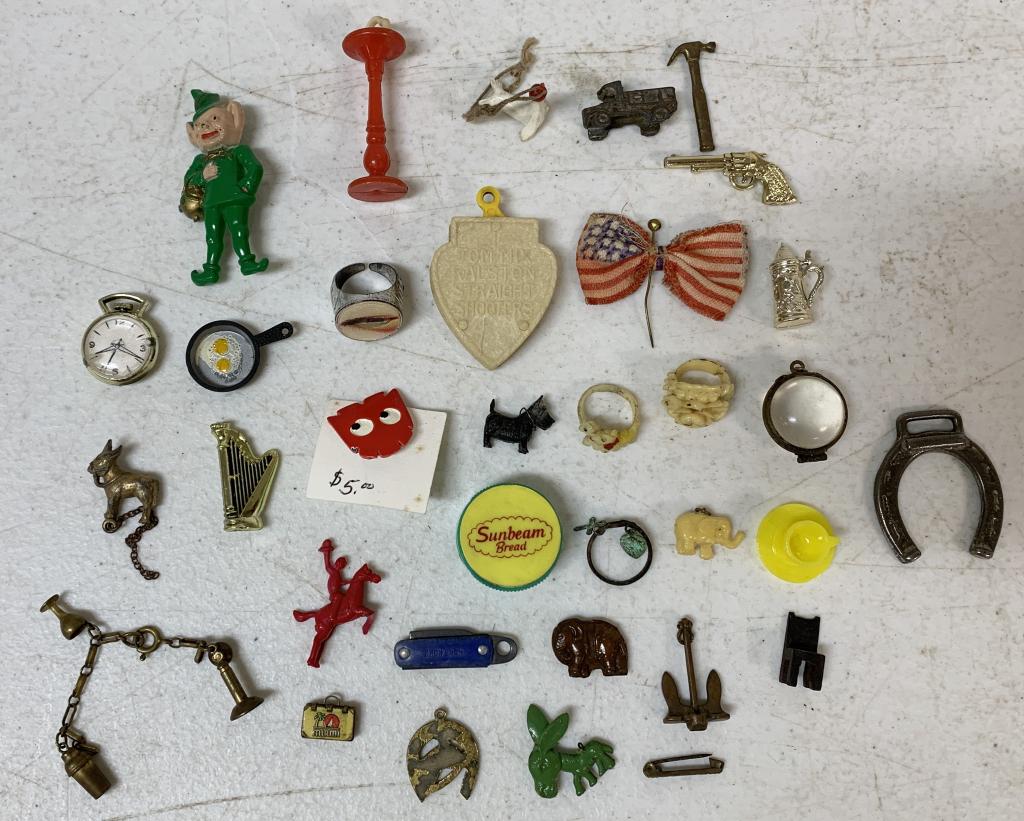 25+ Cracker Jack Gumball Prizes & others (1 of 6)