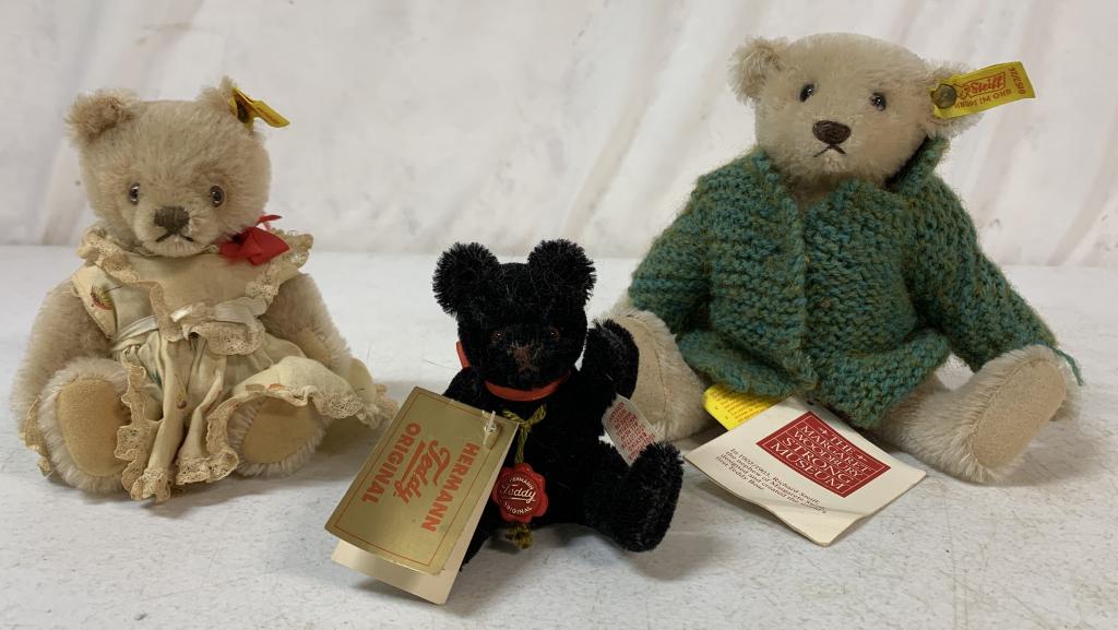 lot of 3 Steiff Bears (1 of 5)