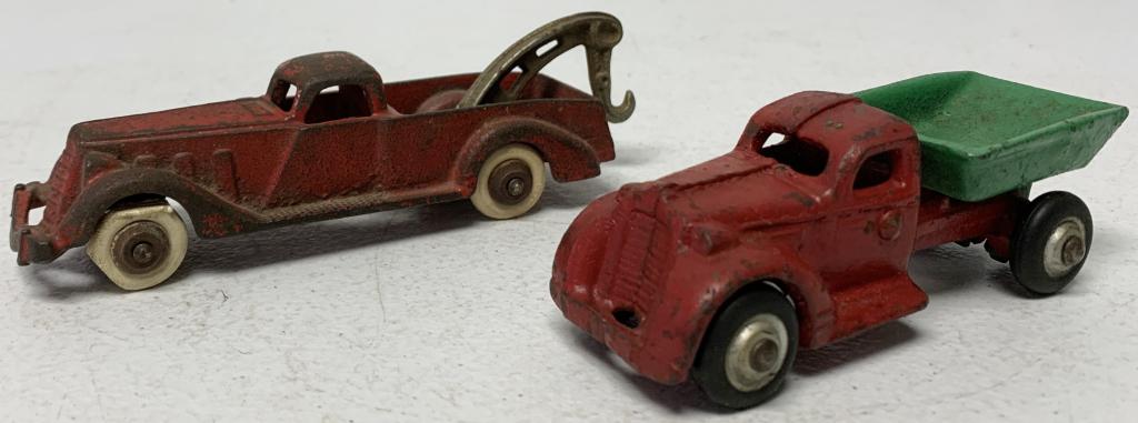 lot of 2 Hubley Cast Truck & other (1 of 5)