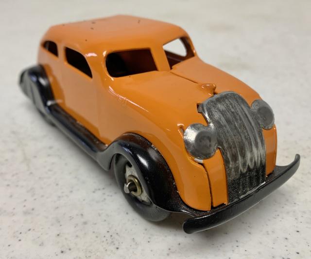 Pressed Steel Windup Car (1 of 4)