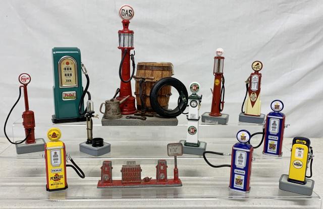 (12) Gas Pumps Tootsietoy, Hallmark, others: resin, plastic, cast, Tootsietoy has paint wear throughout