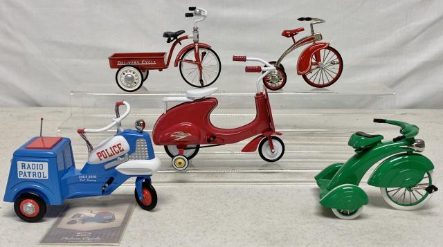 (5)Hallmark Kiddie Car Classics (1 of 5)