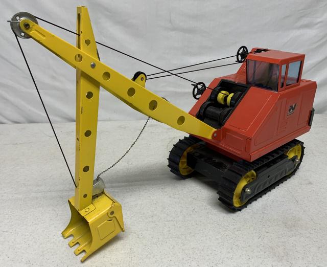 Nylint Pressed Steel Crane: couple of rust spots on shovel scoop, cranks work, good shape