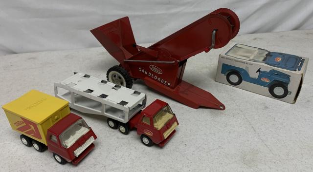 (4)Tonka Sandloader, Truck, Jeep, Carrier (1 of 4)