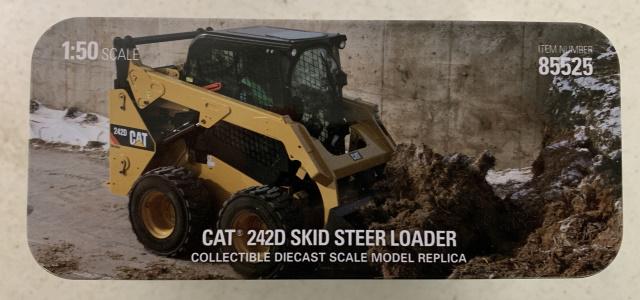 CAT 242D Skid Steer Loader (1 of 4)