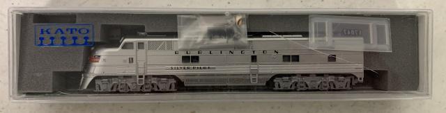 KATO EMD E5A CB&Q w/Red Nose Stripes (1 of 5)