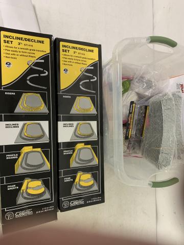 Tub of train layout accessories (1 of 20)