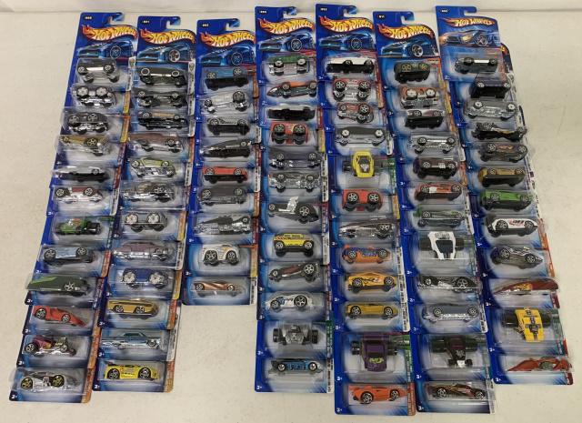 75+ 2004 First Editions Hot Wheels (1 of 5)