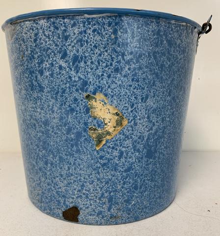 light blue swirl enamel bail handled pot no lid (1 of 6)