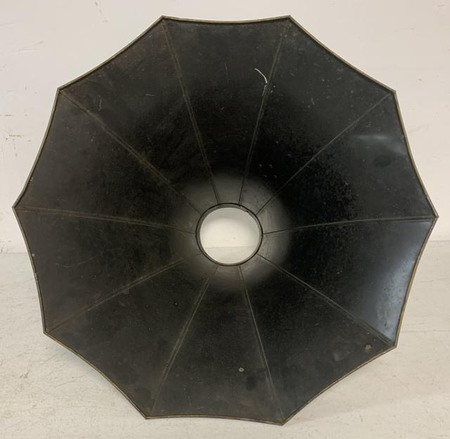 Thomas Edison Cygnet No. 10 Phonograph Horn (1 of 4)