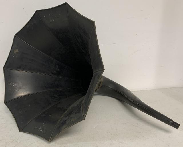Thomas Edison Cygnet No. 10 Phonograph Horn (1 of 5)