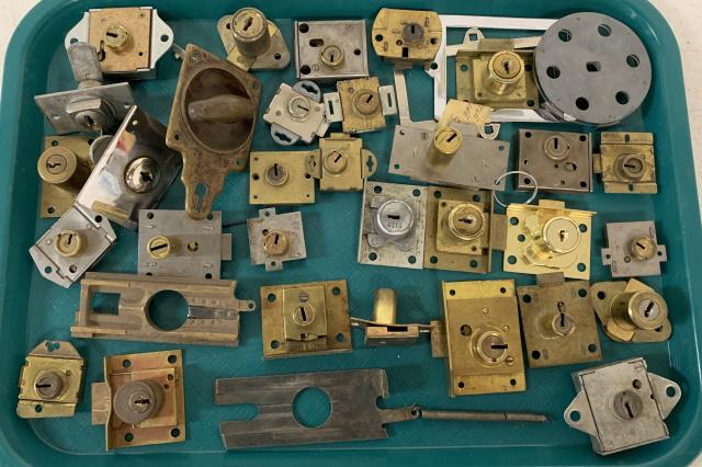 25+ Locks and Keys Master & others (1 of 4)