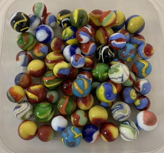 lot of 60+ Glass Contemporary Marbles: largest ones are a litlle less than 1" diameter, smallest ones are around 3/4" diameter