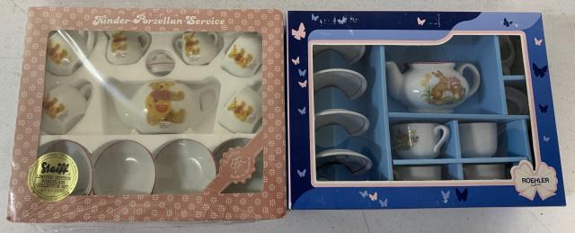 2 boxed children's tea/coffee sets (1 of 8)