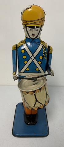 Wolverine Drum Major Toy circa 1940s (1 of 4)