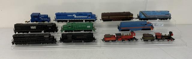 (11)Model Train Engines possibly HO Scale (1 of 7)