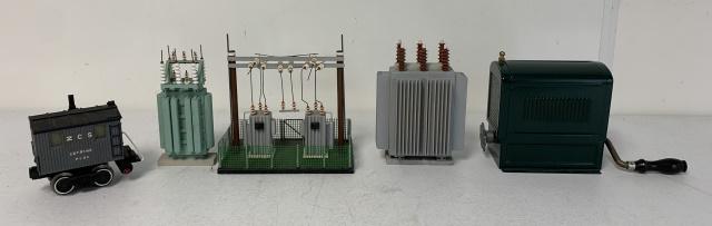 (5)Model Train Substations, Hand Crank unit, car (1 of 5)