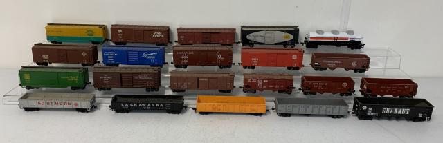 20+ HO Train Boxcars, Tankers, others: Kadee, Hobbyline, Mantua, Kurtzkraft, Varney, Lionel, some marked made in China, one coal car has wheels not attached, many not marked, all with wear and use