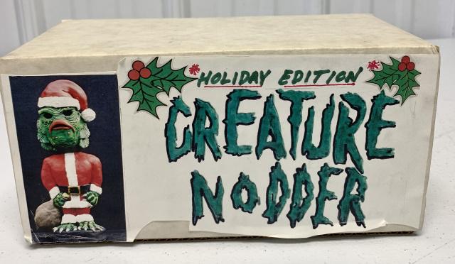 Creature Nodder Holiday Edition (1 of 9)