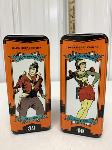 Buck Rogers and Wilma Deering statues (1 of 4)