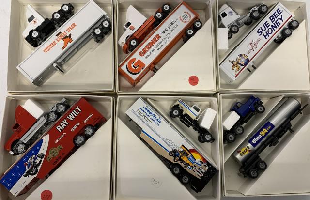 6 Winross Trucks in boxes (1 of 3)