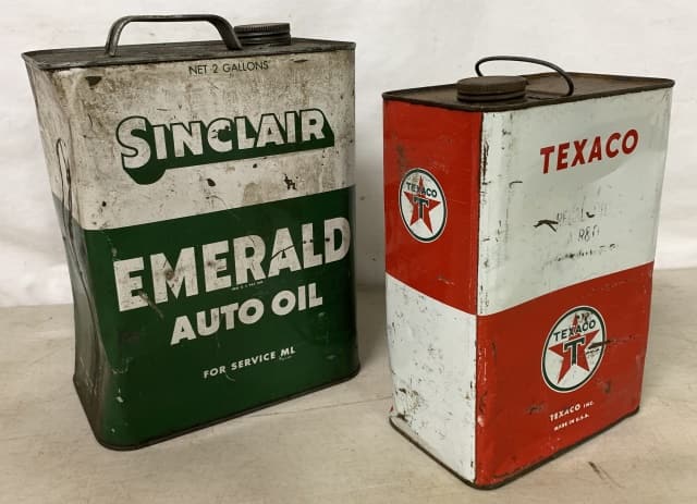 lot of 2 Sinclair & Texaco Oil Cans (1 of 4)