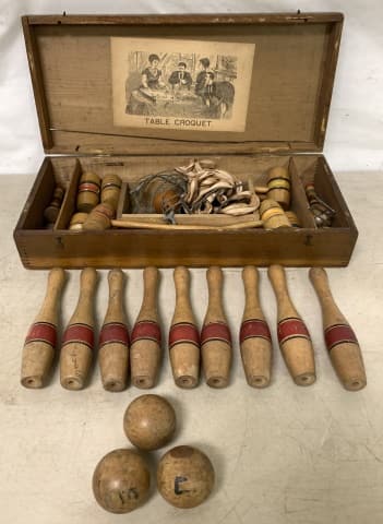 (2) Table Croquet set & Bowling Pins w/ Balls (1 of 5)