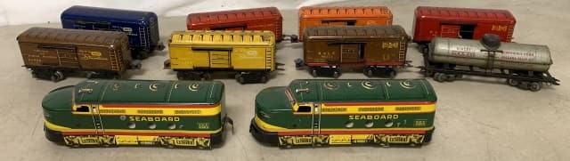 Marx O gauge Seaboard Diesel pair. + 8 cars: metal cars have scratches and dings; see photos for details