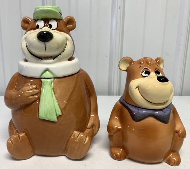 (2)Yogi Bear & Boo Boo Ceramic Cookie Jars (1 of 4)