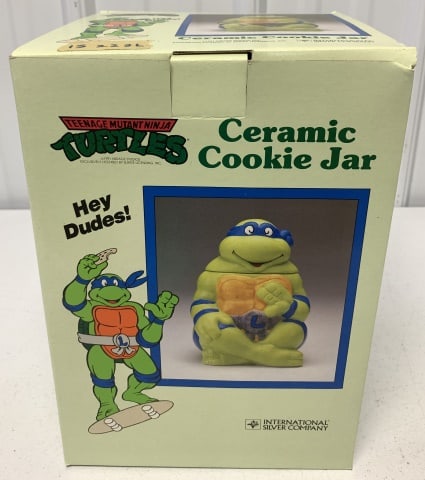 Leonardo Teenage Ninja Turtle Cookie Jar (1 of 3)