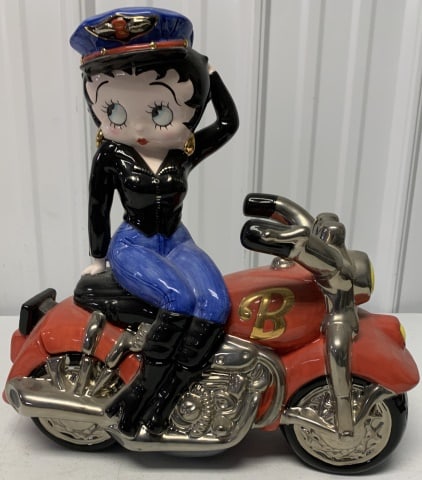 Clay Art Betty Boop Biker cookie jar (1 of 3)