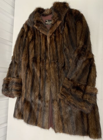 ladies fur coat (1 of 6)