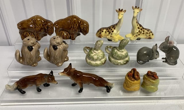 7 assorted animal S&P shaker sets (1 of 4)