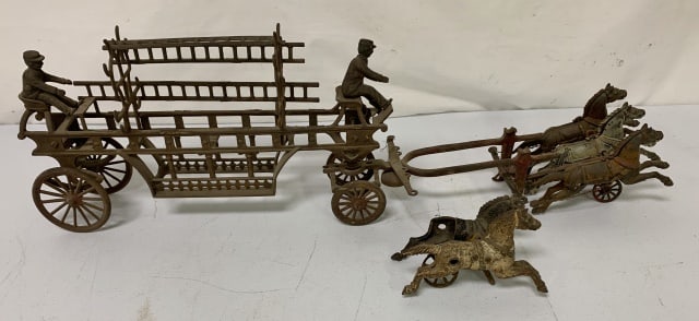 Cast Iron Horse Drawn Fire Cart (1 of 5)