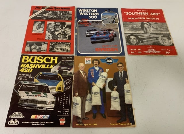 5 Racing Programs or Magazines (1 of 11)