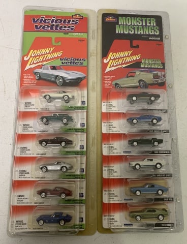 2 Johnny Lightning 6 car snap packs (1 of 2)