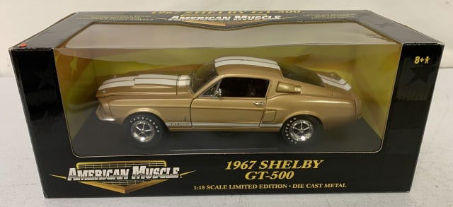 Ertl American Muscle 1967 Shelby GT-500 in box (1 of 6)